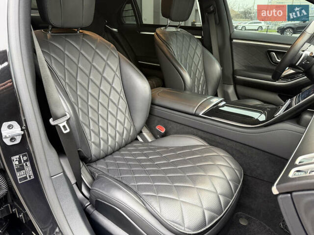 Черный Мерседес С Класс, объемом двигателя 2.93 л и пробегом 77 тыс. км за 97000 $, фото 37 на Automoto.ua