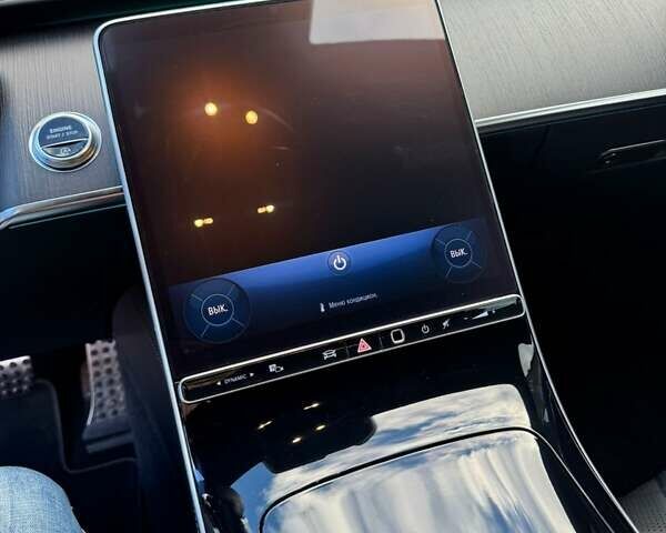 Черный Мерседес С Класс, объемом двигателя 3 л и пробегом 23 тыс. км за 134000 $, фото 6 на Automoto.ua