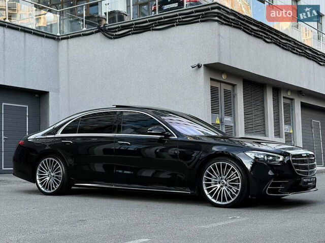 Черный Мерседес С Класс, объемом двигателя 3 л и пробегом 52 тыс. км за 130000 $, фото 13 на Automoto.ua
