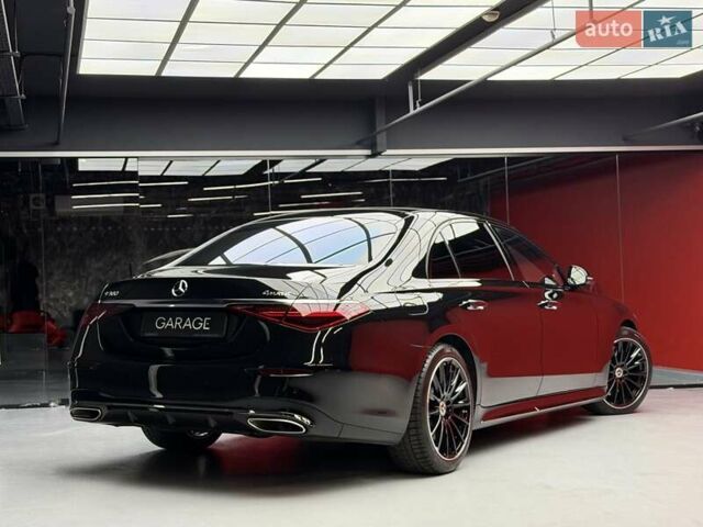 Черный Мерседес С Класс, объемом двигателя 4 л и пробегом 117 тыс. км за 113900 $, фото 16 на Automoto.ua