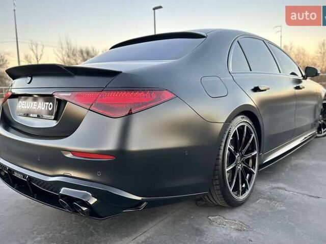 Черный Мерседес С Класс, объемом двигателя 3.98 л и пробегом 25 тыс. км за 180000 $, фото 44 на Automoto.ua