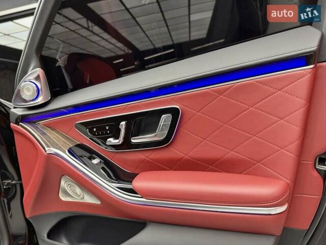 Чорний Мерседес С Клас, об'ємом двигуна 4 л та пробігом 73 тис. км за 139800 $, фото 56 на Automoto.ua