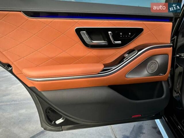 Черный Мерседес С Класс, объемом двигателя 2.93 л и пробегом 7 тыс. км за 139900 $, фото 51 на Automoto.ua