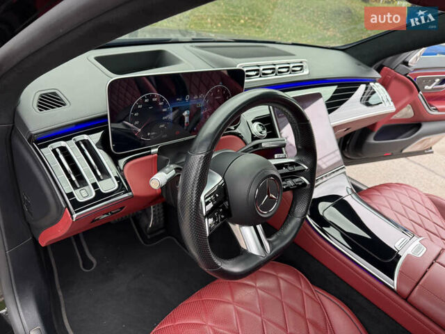 Черный Мерседес С Класс, объемом двигателя 3.98 л и пробегом 46 тыс. км за 149900 $, фото 67 на Automoto.ua