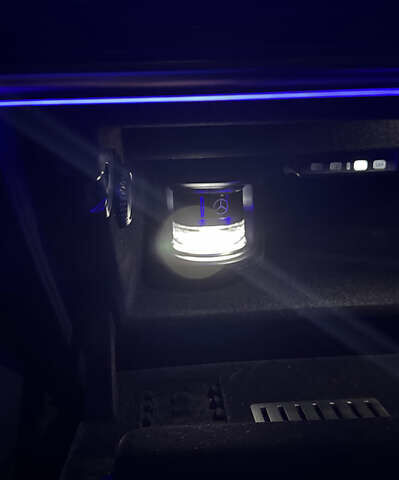 Черный Мерседес С Класс, объемом двигателя 3.98 л и пробегом 95 тыс. км за 135 $, фото 38 на Automoto.ua