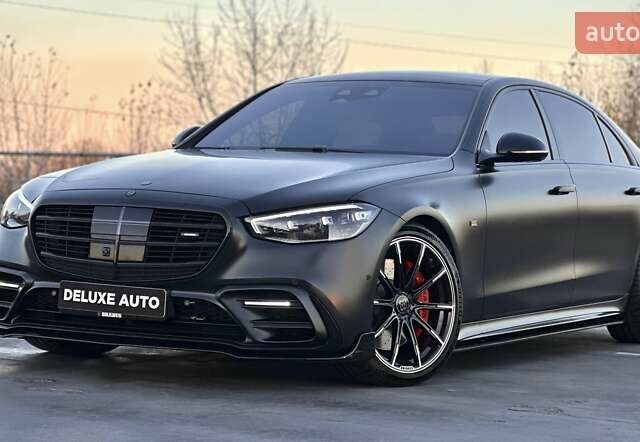 Черный Мерседес С Класс, объемом двигателя 3.98 л и пробегом 25 тыс. км за 180000 $, фото 21 на Automoto.ua