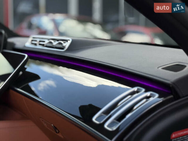 Черный Мерседес С Класс, объемом двигателя 2.93 л и пробегом 72 тыс. км за 108000 $, фото 15 на Automoto.ua