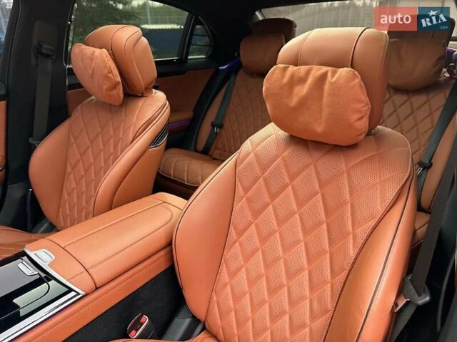 Черный Мерседес С Класс, объемом двигателя 3.98 л и пробегом 44 тыс. км за 139900 $, фото 53 на Automoto.ua