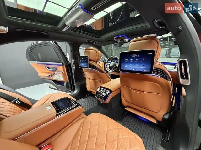 Черный Мерседес С Класс, объемом двигателя 4 л и пробегом 117 тыс. км за 113900 $, фото 53 на Automoto.ua