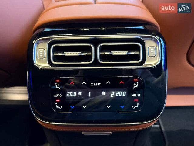 Черный Мерседес С Класс, объемом двигателя 3 л и пробегом 9 тыс. км за 145000 $, фото 68 на Automoto.ua