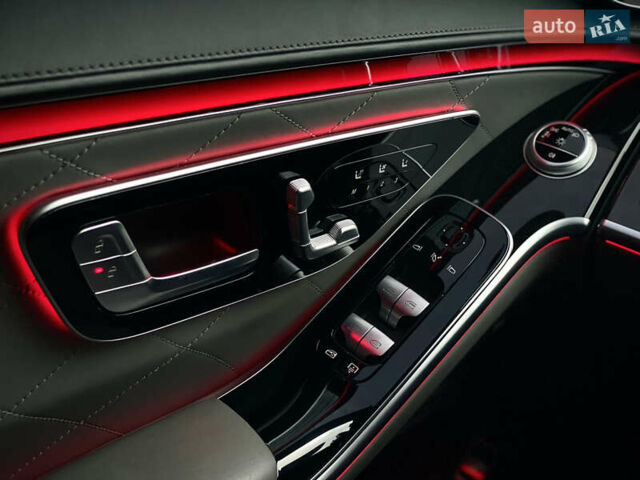 Чорний Мерседес С Клас, об'ємом двигуна 3.98 л та пробігом 64 тис. км за 104900 $, фото 32 на Automoto.ua