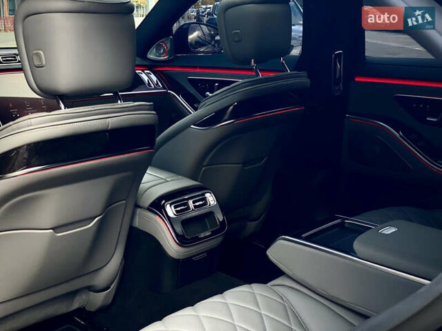 Чорний Мерседес С Клас, об'ємом двигуна 3.98 л та пробігом 64 тис. км за 104900 $, фото 39 на Automoto.ua