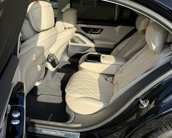 Черный Мерседес С Класс, объемом двигателя 2.93 л и пробегом 49 тыс. км за 117000 $, фото 26 на Automoto.ua