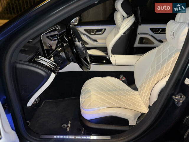 Черный Мерседес С Класс, объемом двигателя 3.98 л и пробегом 23 тыс. км за 177000 $, фото 18 на Automoto.ua