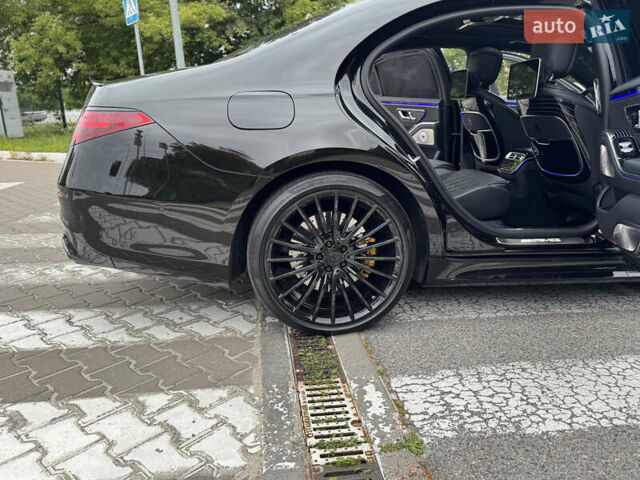 Черный Мерседес С Класс, объемом двигателя 3.98 л и пробегом 95 тыс. км за 135 $, фото 10 на Automoto.ua