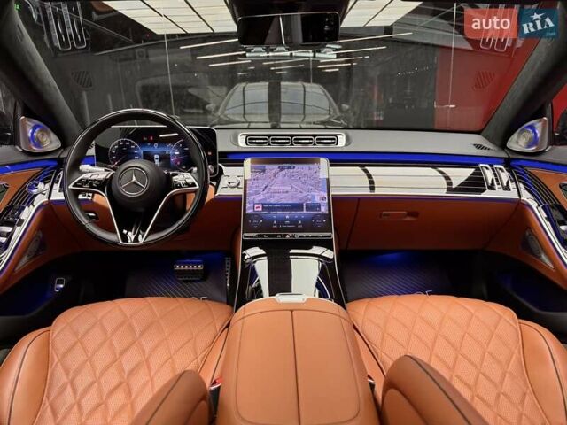 Черный Мерседес С Класс, объемом двигателя 4 л и пробегом 117 тыс. км за 113900 $, фото 36 на Automoto.ua