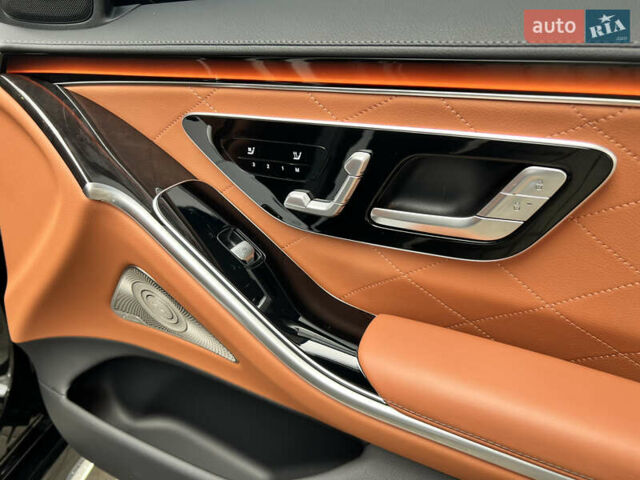 Черный Мерседес С Класс, объемом двигателя 2.93 л и пробегом 22 тыс. км за 143500 $, фото 15 на Automoto.ua