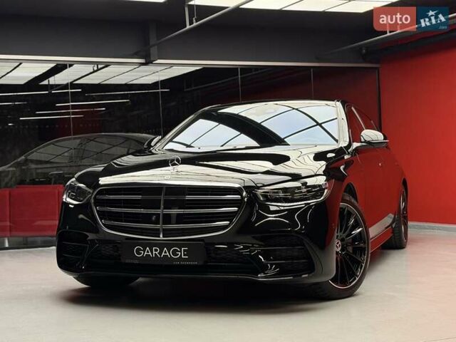 Черный Мерседес С Класс, объемом двигателя 4 л и пробегом 117 тыс. км за 113900 $, фото 5 на Automoto.ua