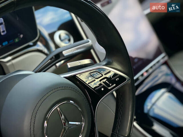 Чорний Мерседес С Клас, об'ємом двигуна 3.98 л та пробігом 64 тис. км за 104900 $, фото 18 на Automoto.ua