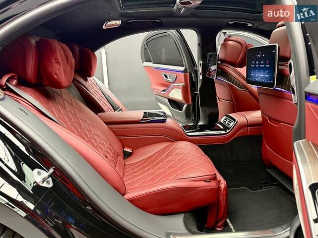 Чорний Мерседес С Клас, об'ємом двигуна 4 л та пробігом 73 тис. км за 139800 $, фото 47 на Automoto.ua