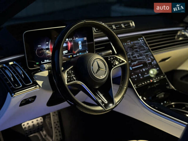 Черный Мерседес С Класс, объемом двигателя 3.98 л и пробегом 23 тыс. км за 185000 $, фото 20 на Automoto.ua