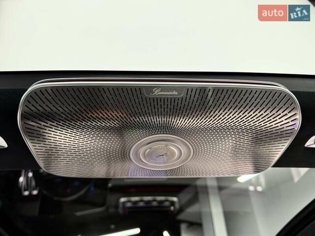 Черный Мерседес С Класс, объемом двигателя 3.98 л и пробегом 23 тыс. км за 179800 $, фото 49 на Automoto.ua