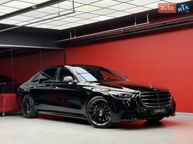 Черный Мерседес С Класс, объемом двигателя 4 л и пробегом 117 тыс. км за 113900 $, фото 10 на Automoto.ua
