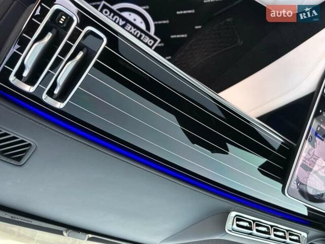 Черный Мерседес С Класс, объемом двигателя 3.98 л и пробегом 25 тыс. км за 180000 $, фото 62 на Automoto.ua