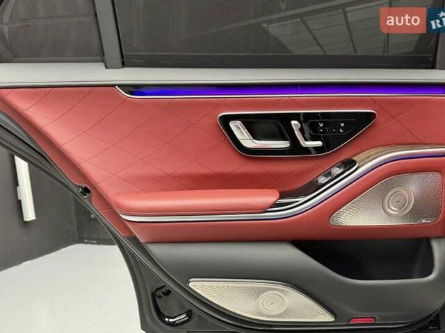 Чорний Мерседес С Клас, об'ємом двигуна 4 л та пробігом 73 тис. км за 139800 $, фото 39 на Automoto.ua