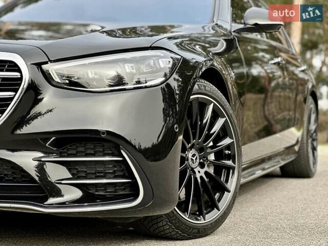 Черный Мерседес С Класс, объемом двигателя 3.98 л и пробегом 44 тыс. км за 139900 $, фото 3 на Automoto.ua