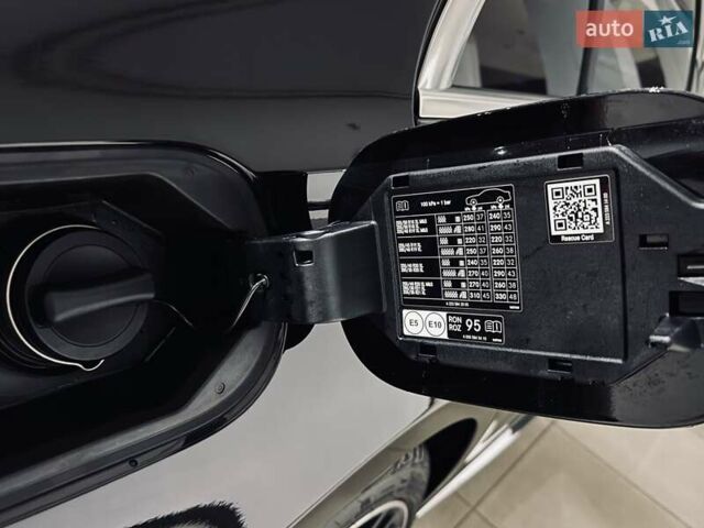 Черный Мерседес С Класс, объемом двигателя 4 л и пробегом 186 тыс. км за 109900 $, фото 70 на Automoto.ua