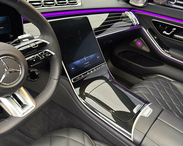 Черный Мерседес С Класс, объемом двигателя 3.98 л и пробегом 95 тыс. км за 135 $, фото 25 на Automoto.ua