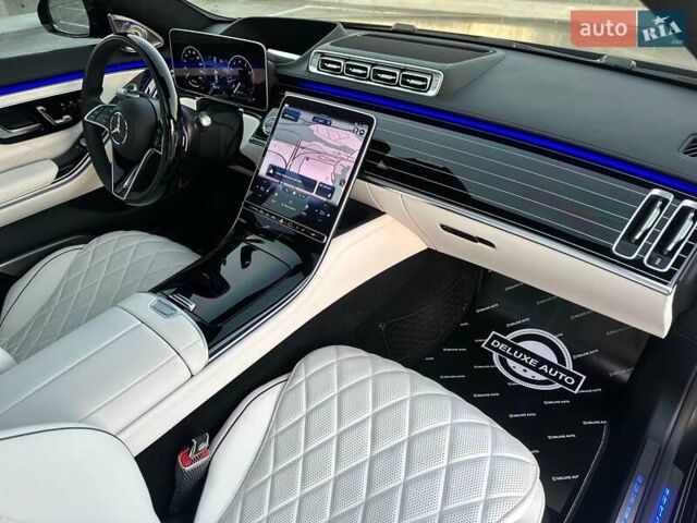 Черный Мерседес С Класс, объемом двигателя 3.98 л и пробегом 25 тыс. км за 180000 $, фото 54 на Automoto.ua