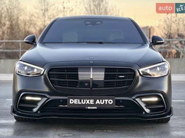 Черный Мерседес С Класс, объемом двигателя 3.98 л и пробегом 25 тыс. км за 180000 $, фото 2 на Automoto.ua