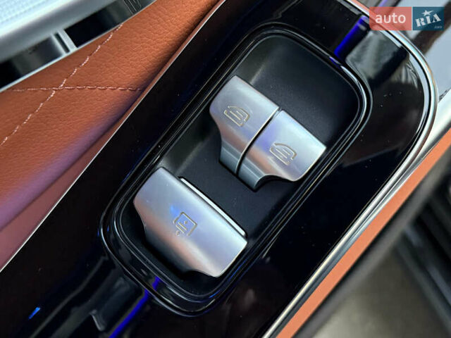 Черный Мерседес С Класс, объемом двигателя 3 л и пробегом 9 тыс. км за 145000 $, фото 65 на Automoto.ua