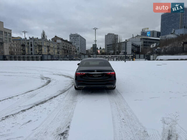 Черный Мерседес С Класс, объемом двигателя 2.93 л и пробегом 9 тыс. км за 139999 $, фото 5 на Automoto.ua