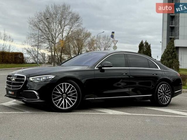 Черный Мерседес С Класс, объемом двигателя 3 л и пробегом 37 тыс. км за 120000 $, фото 6 на Automoto.ua