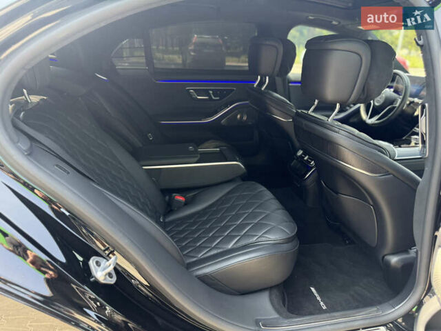 Черный Мерседес С Класс, объемом двигателя 3.98 л и пробегом 55 тыс. км за 114000 $, фото 23 на Automoto.ua