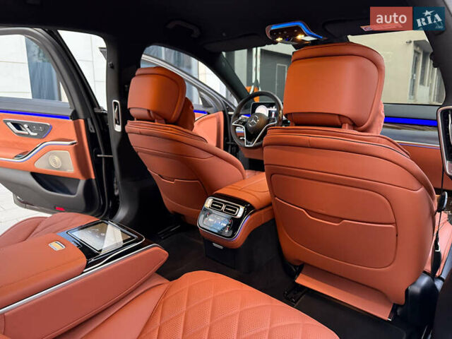 Черный Мерседес С Класс, объемом двигателя 3 л и пробегом 9 тыс. км за 145000 $, фото 49 на Automoto.ua