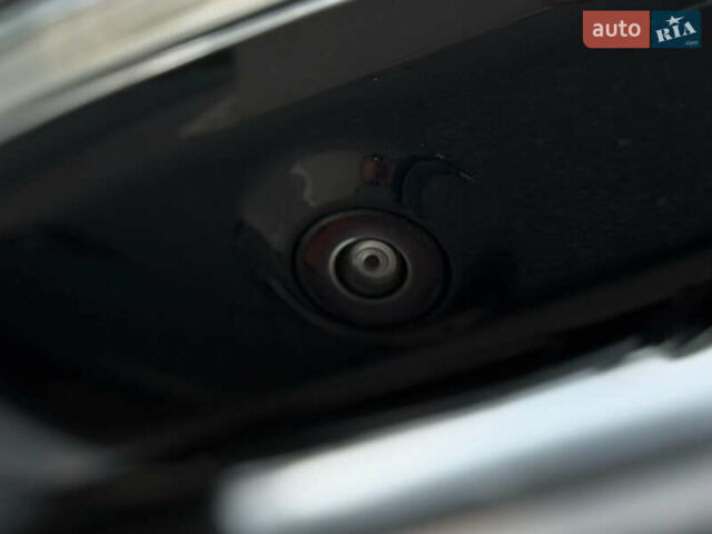 Черный Мерседес С Класс, объемом двигателя 3 л и пробегом 9 тыс. км за 145000 $, фото 38 на Automoto.ua