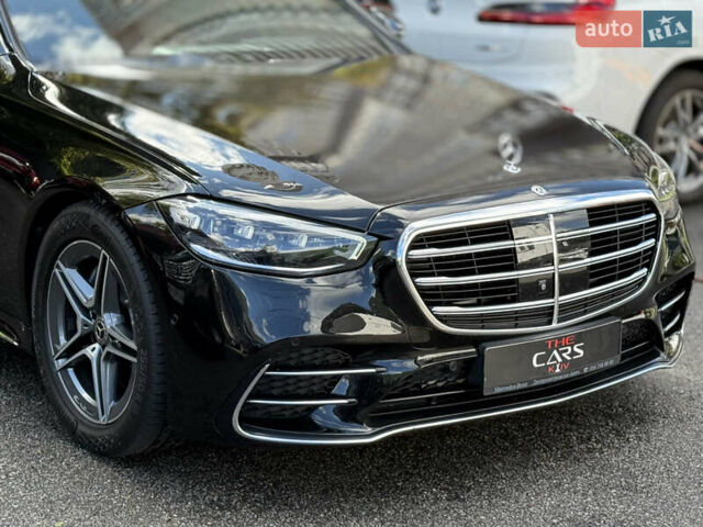 Черный Мерседес С Класс, объемом двигателя 2.93 л и пробегом 72 тыс. км за 108000 $, фото 2 на Automoto.ua