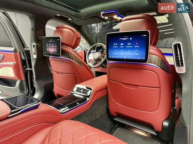 Чорний Мерседес С Клас, об'ємом двигуна 4 л та пробігом 73 тис. км за 139800 $, фото 52 на Automoto.ua