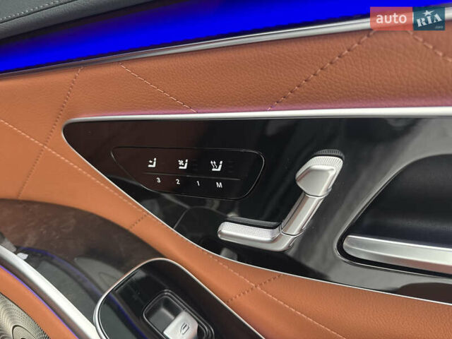 Черный Мерседес С Класс, объемом двигателя 2.93 л и пробегом 9 тыс. км за 139999 $, фото 31 на Automoto.ua