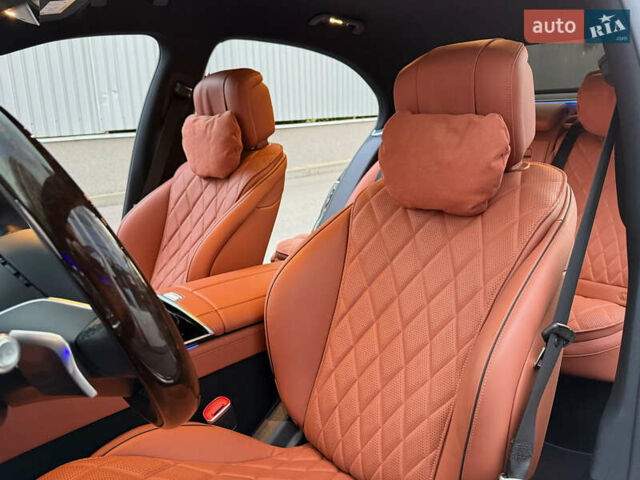 Черный Мерседес С Класс, объемом двигателя 3 л и пробегом 9 тыс. км за 145000 $, фото 44 на Automoto.ua