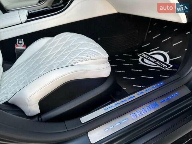 Черный Мерседес С Класс, объемом двигателя 3.98 л и пробегом 25 тыс. км за 180000 $, фото 66 на Automoto.ua