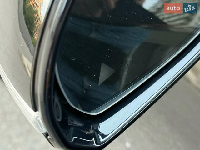 Черный Мерседес С Класс, объемом двигателя 3 л и пробегом 9 тыс. км за 145000 $, фото 39 на Automoto.ua