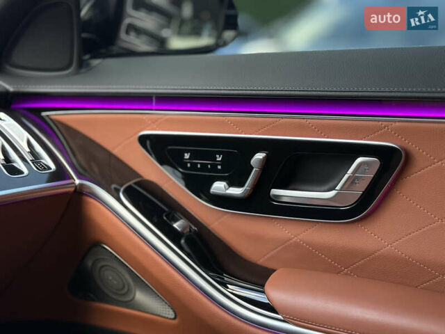 Черный Мерседес С Класс, объемом двигателя 2.93 л и пробегом 72 тыс. км за 108000 $, фото 29 на Automoto.ua