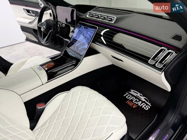 Черный Мерседес С Класс, объемом двигателя 3.98 л и пробегом 23 тыс. км за 179800 $, фото 61 на Automoto.ua