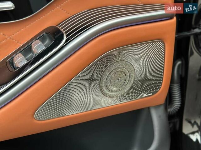 Черный Мерседес С Класс, объемом двигателя 3.98 л и пробегом 44 тыс. км за 139900 $, фото 47 на Automoto.ua