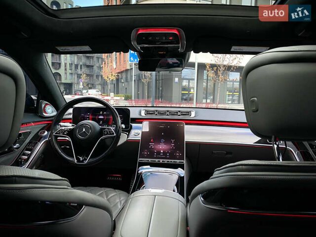 Чорний Мерседес С Клас, об'ємом двигуна 3.98 л та пробігом 64 тис. км за 104900 $, фото 42 на Automoto.ua